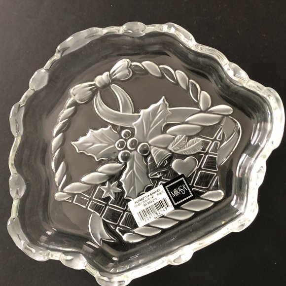 Mikasa Other - MIKASA "Poinsettia Basket" Crystal Sweet Treat Dish